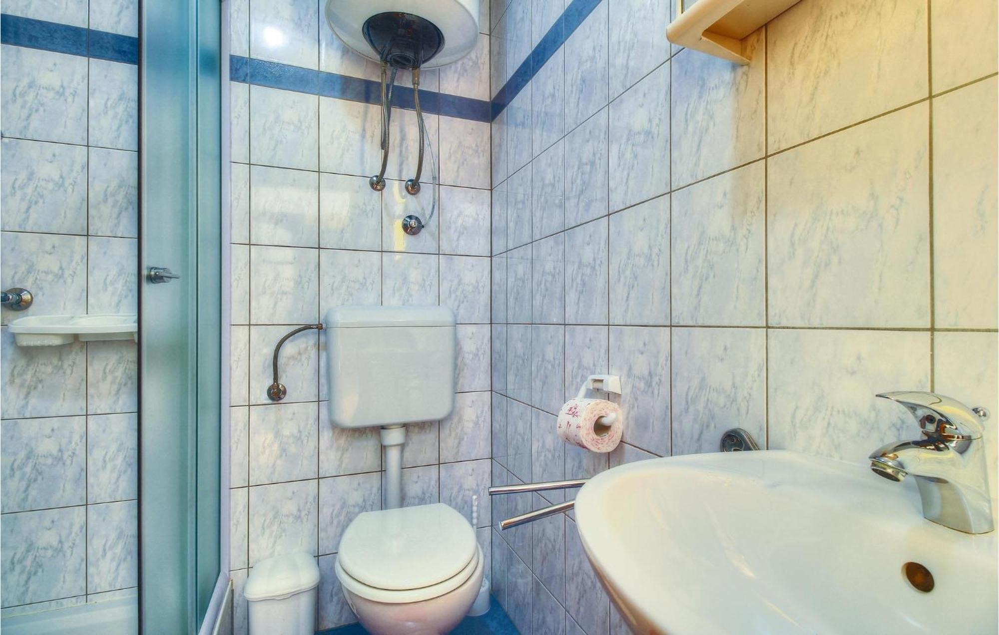 3 Bedroom Gorgeous Home In Буйе Экстерьер фото
