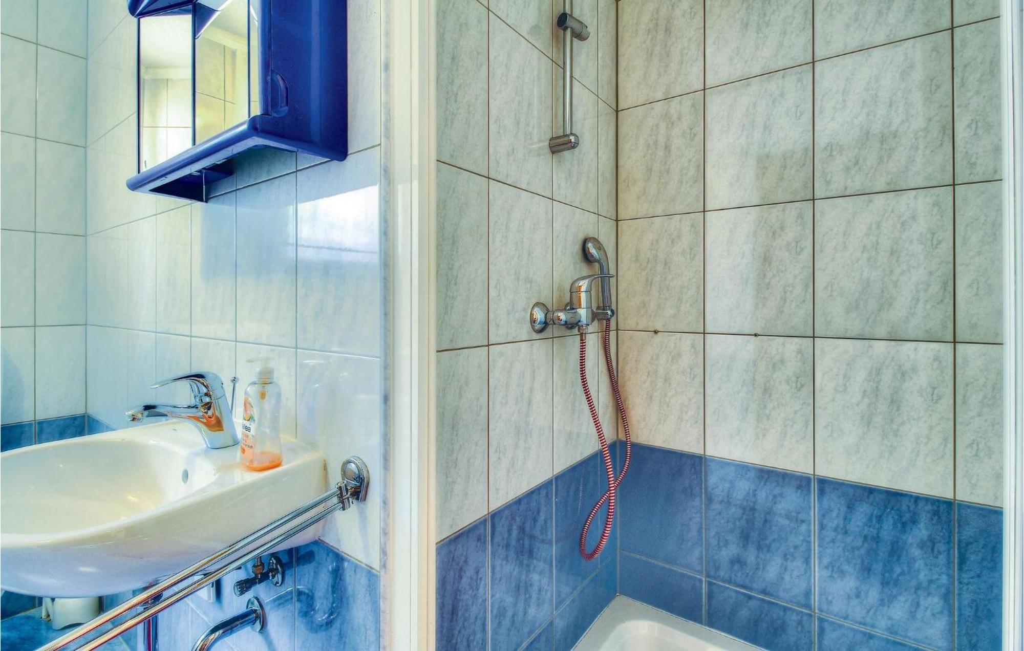 3 Bedroom Gorgeous Home In Буйе Экстерьер фото