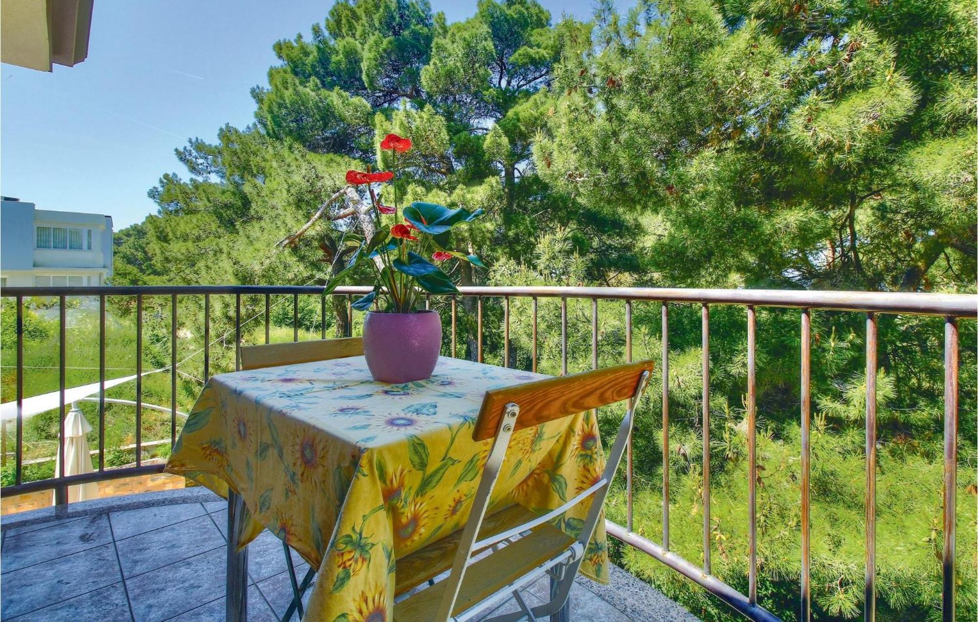 3 Bedroom Gorgeous Home In Буйе Экстерьер фото