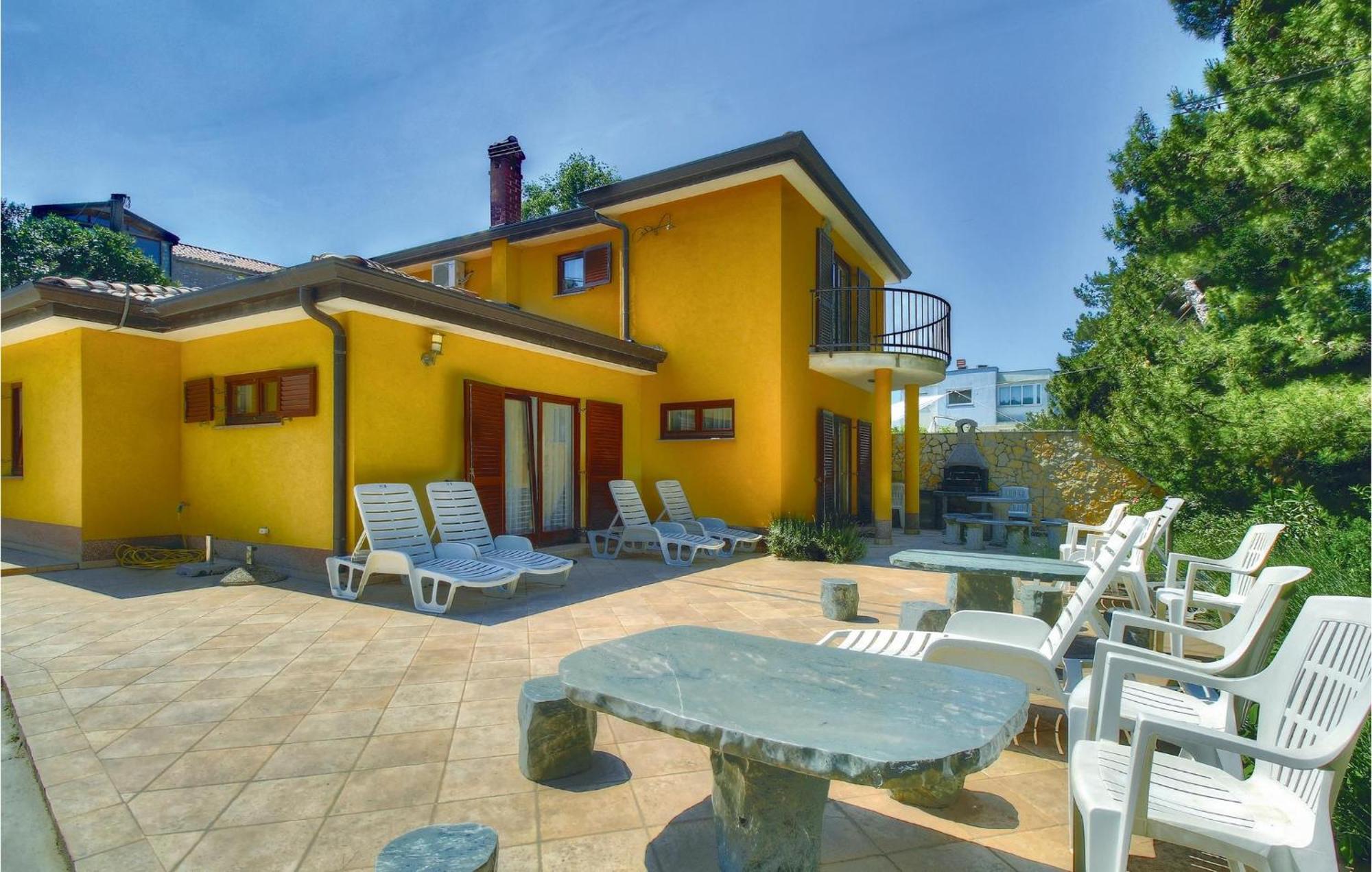 3 Bedroom Gorgeous Home In Буйе Экстерьер фото