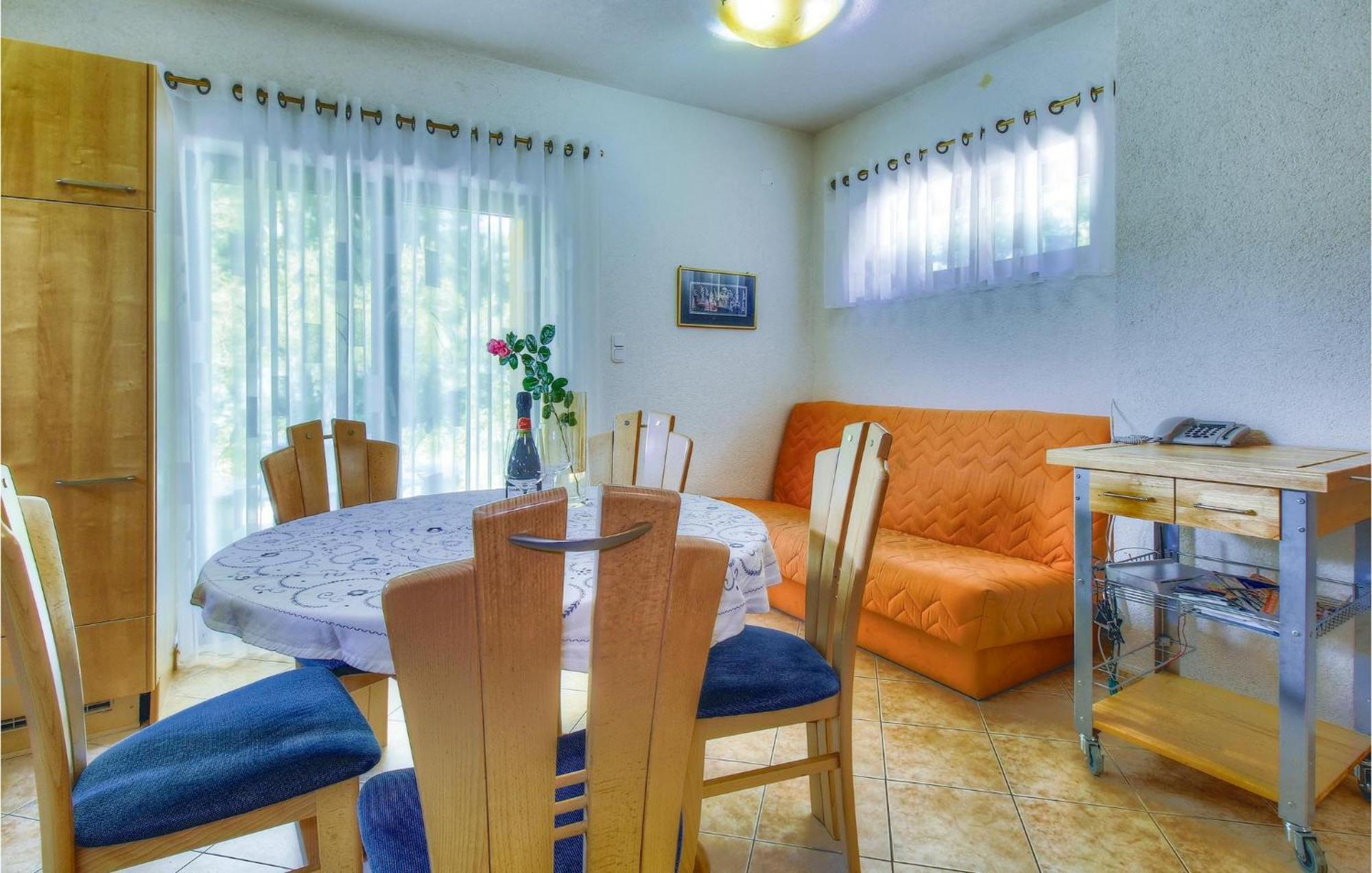 3 Bedroom Gorgeous Home In Буйе Экстерьер фото